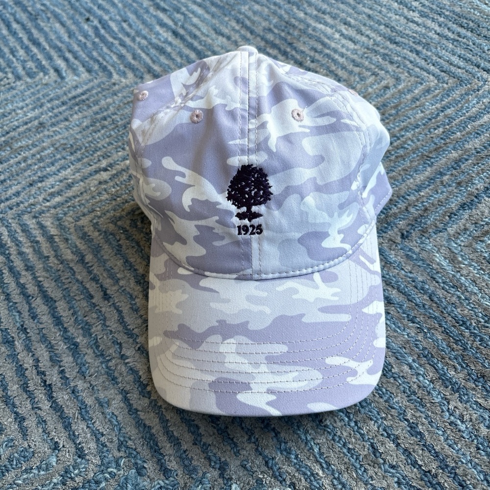 Cameo country club hat